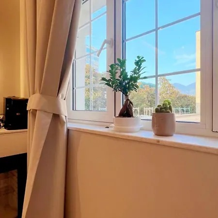 Charles Center 3* تيرانا