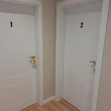 بيت ضيافة Charles Center